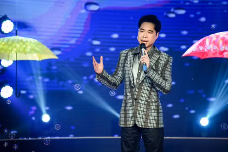 Ngoc Son, Ho Quang Hieu lich lam tren san khau Sai Gon Dem Thu 7 - Anh 8