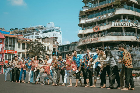 Suc sang tao vo bien gioi cua hoc sinh, sinh vien mua ky yeu - Anh 9