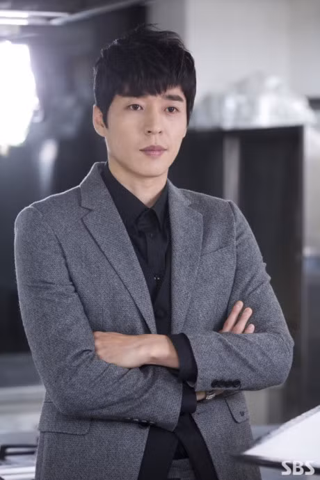 Bat mi nghe nghiep cua Song Joong Ki, Song Hye Kyo truoc khi noi tieng - Anh 13