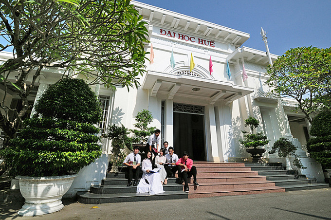 Đại học Huế vinh dự là 1 trong 6 cơ sở giáo dục đại học tại Việt Nam góp mặt ở bảng xếp hạng đại học Châu Á 2023 (Ảnh: Đại học Huế). Đại học Huế vinh dự là 1 trong 6 cơ sở giáo dục đại học tại Việt Nam góp mặt ở bảng xếp hạng đại học Châu Á 2023 (Ảnh: Đại học Huế).