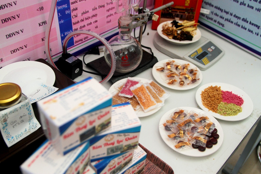 Một sản phẩm về bào chế thảo dược.