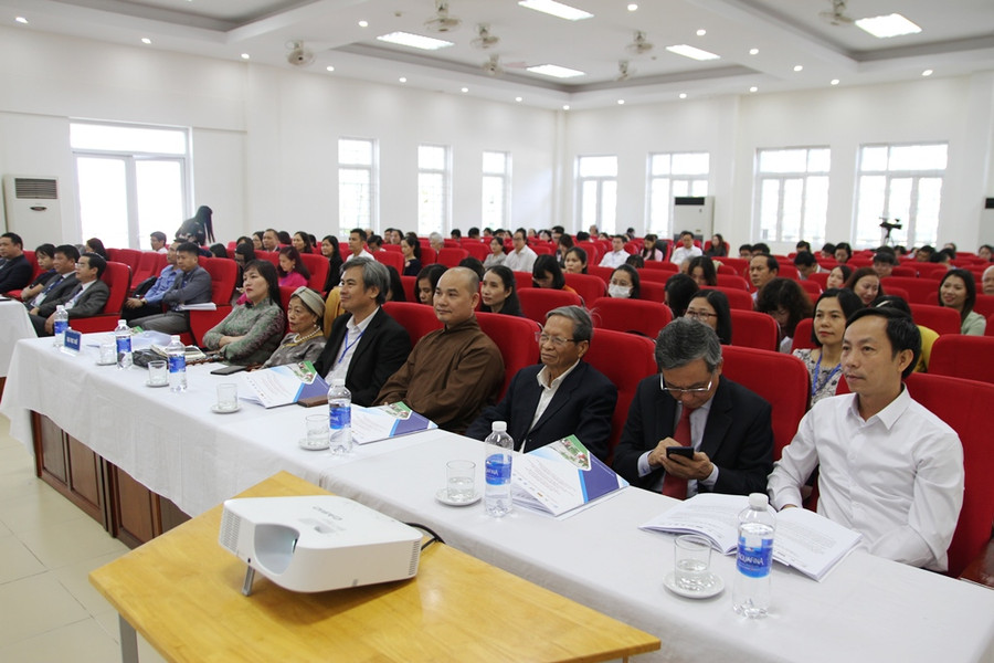 Nhiều đại biểu trong nước và quốc tế về tham dự. Nhiều đại biểu trong nước và quốc tế về tham dự.