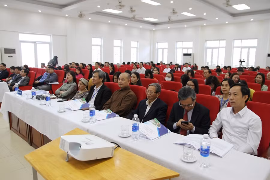 Nhiều đại biểu trong nước và quốc tế về tham dự.