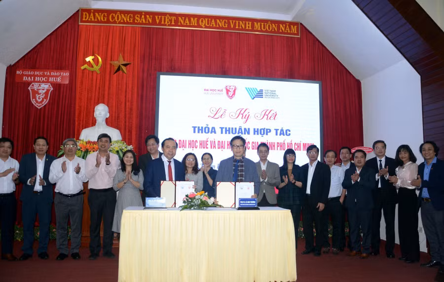 Việc hợp tác giữa ĐH Huế và ĐH Quốc gia TP Hồ Chí Minh sẽ giúp phát triển nhiều lĩnh vực như quản trị đại học, đào tạo, nghiên cứu khoa học và chuyển giao công nghệ... giữa 2 đơn vị.