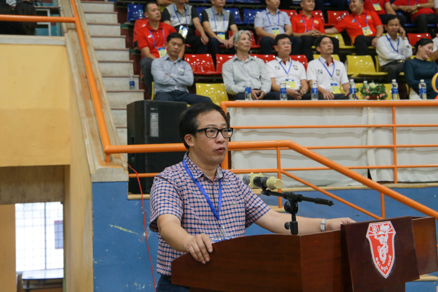 PGS.TS Lê Anh Phương – Giám đốc ĐH Huế phát biểu tại lễ khai mạc. PGS.TS Lê Anh Phương – Giám đốc ĐH Huế phát biểu tại lễ khai mạc.