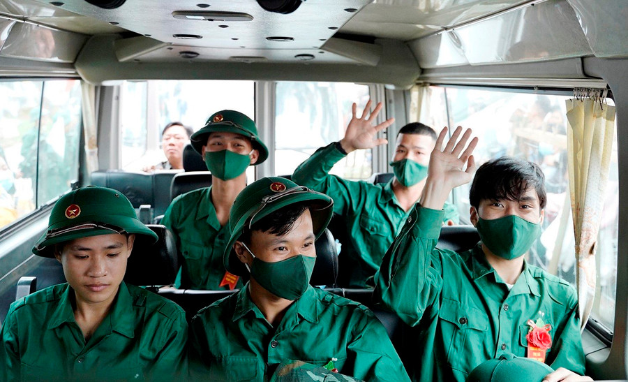 Thừa Thiên - Huế có 1.452 thanh niên nhập ngũ năm 2023, trong đó có 1.252 thanh niên nhập ngũ vào các đơn vị quân đội và 200 thanh niên vào lực lượng công an. (Ảnh: Thanh Đoàn).