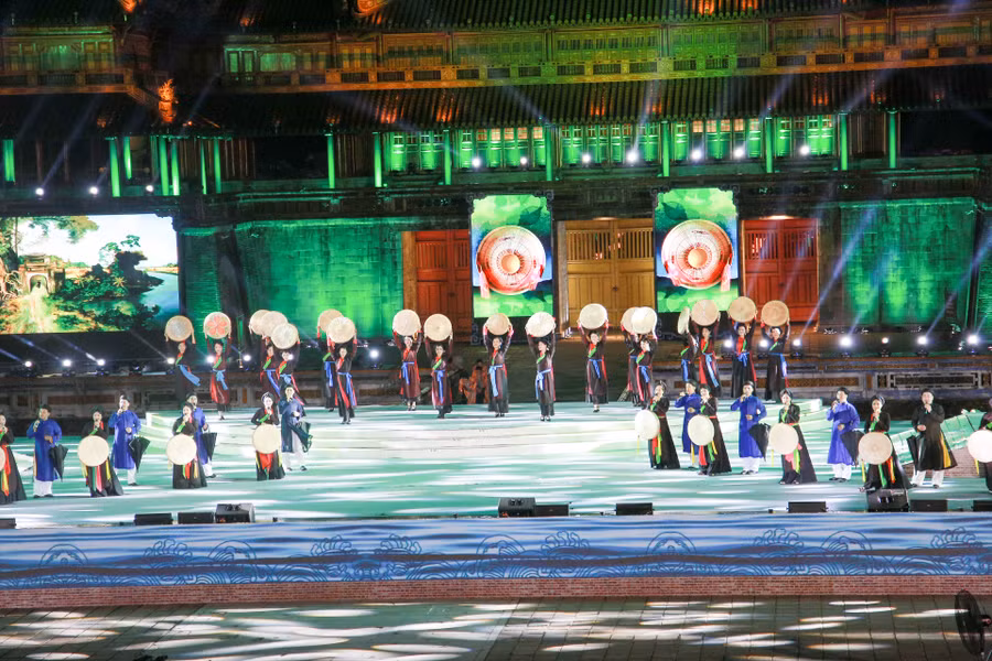 Tiết mục Dân ca Quan họ Bắc Ninh mang dấu ấn đặc trưng của miền Bắc.