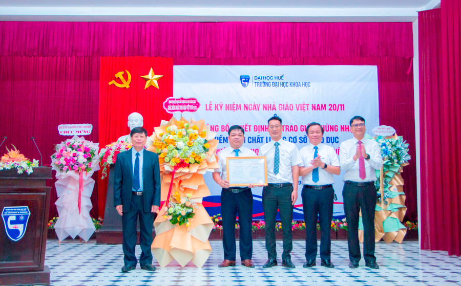 Nhà Trường nhận chứng nhận kiểm định chất lượng cơ sở giáo dục. Nhà Trường nhận chứng nhận kiểm định chất lượng cơ sở giáo dục.