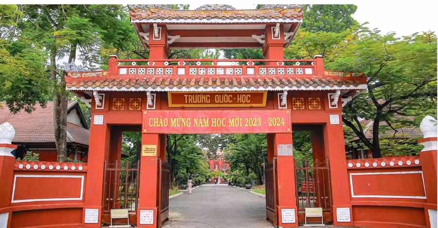 Trường THPT chuyên Quốc học – Huế (tỉnh Thừa Thiên – Huế) có nhiều học sinh nhất vào Chung kết năm "Đường lên đỉnh Olympia". Ảnh: Hoàng Hải.