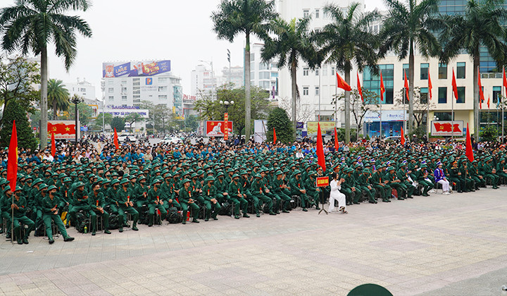 Lễ tòng quân tại Thành phố Huế, tỉnh Thừa Thiên - Huế.
