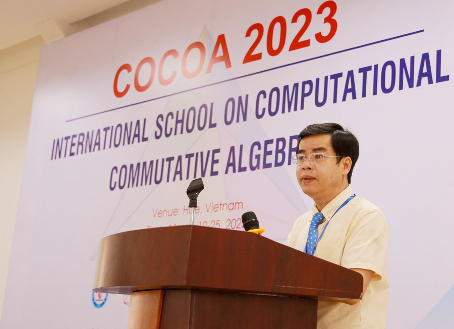 PGS.TS Nguyễn Thành Nhân – Phó Hiệu trưởng Trường ĐH Sư phạm, ĐH Huế phát biểu.