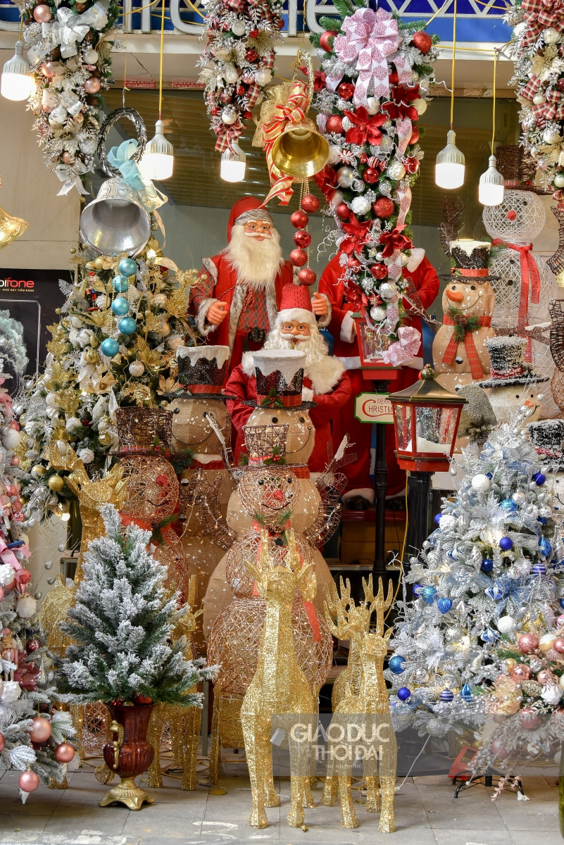 Hàng Mã lung linh đón Noel sớm ảnh 5