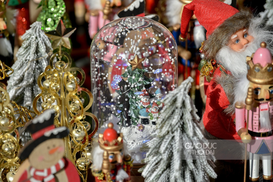 Hàng Mã lung linh đón Noel sớm ảnh 4