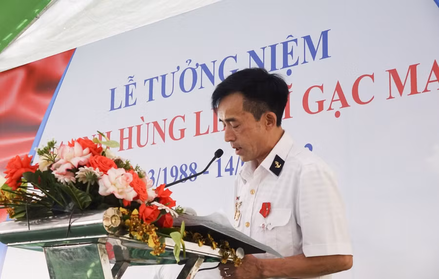 "Lễ tưởng niệm nhằm bày tỏ lòng biết ơn sâu sắc trước sự hy sinh, mất mát của các anh hùng, liệt sĩ Gạc Ma để bảo vệ chủ quyền biển đảo thiêng liêng của Tổ quốc. Đây cũng là hoạt động giáo dục truyền thống cách mạng với đạo lý uống nước nhớ nguồn, tri ân anh hùng liệt sĩ đã hy sinh máu xương cho độc lập, tự do, hòa bình hôm nay", Cựu binh Lê Hữu Thảo - Trưởng Ban liên lạc Cựu chiến binh Gạc Ma tàu HQ 604 phát biểu tại buổi lễ.