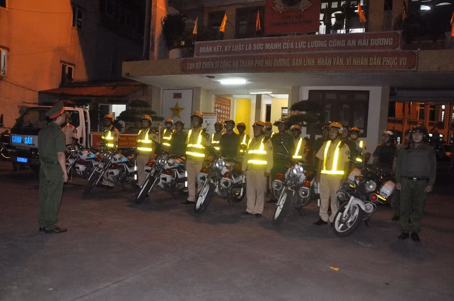 Công an TP. Hải Dương ra quân. Công an TP. Hải Dương ra quân.