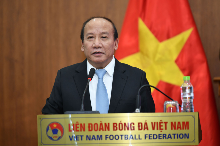 Ông Trần Minh Hùng - Phó Tổng Giám đốc Đài Tiếng nói Việt Nam, Phó Chủ tịch Ủy ban Olympic Việt Nam, Đồng Trưởng ban Chỉ đạo Fustal Quốc gia phát biểu tại sự kiện.