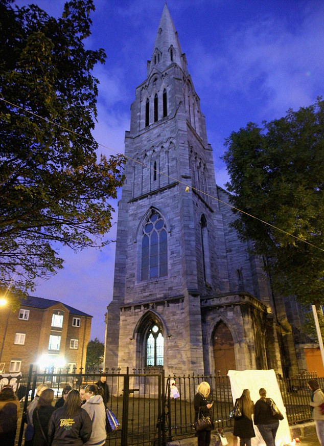 Nhà thờ - nơi tổ chức tang lễ