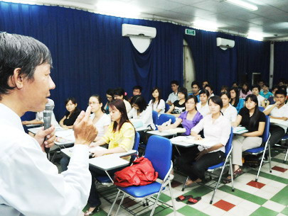 300 suất Học bổng &quot;Hành trang sống&quot; cho tân SV 2009