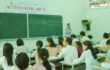 Bộ GD&amp;ĐT tuyển dụng công chức