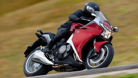 Honda công bố mô tô VFR1200F phiên bản 2010
