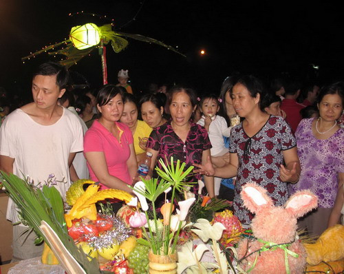 Hoa, quả đã được sáng chế thành các con vật trông thật ngỗ nghĩnh