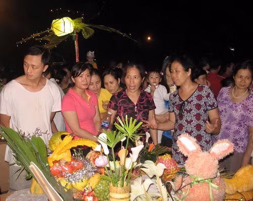 Hoa, quả đã được sáng chế thành các con vật trông thật ngỗ nghĩnh