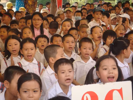 Cả cô - trò cùng hân hoan, tự hào