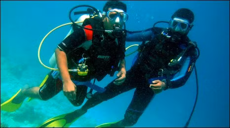 Các bộ trưởng đã được tập luyện tại một trại căn cứ quân sự