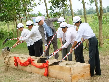 Lễ động thổ Dự án tại trường THCS Trần Cao Vân