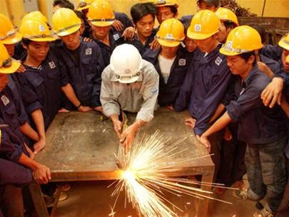Năm học 2009 – 2010 phấn đấu đạt 650.000 học sinh TCCN