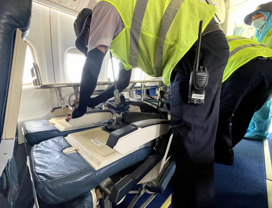 Được biết, từ 2015 đến 2020, trung bình mỗi năm VASCO thực hiện gần 20 chuyến bay lắp cáng chở khách. Các chuyến bay lắp cáng thường có nhiệm vụ chính là chở người dân ở đảo đi cấp cứu.