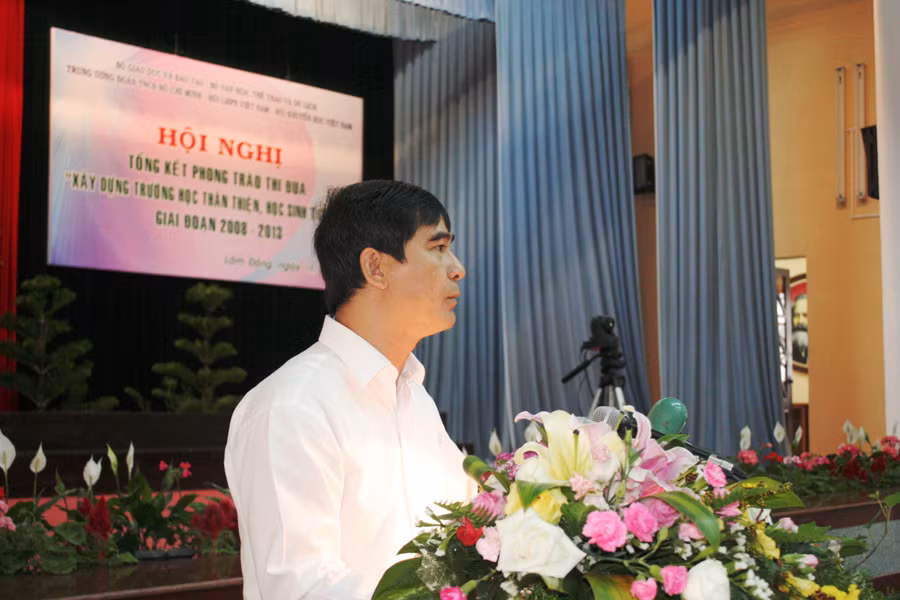 Bí thư TƯ Đoàn Dương Văn An báo cáo tại Hội nghị 