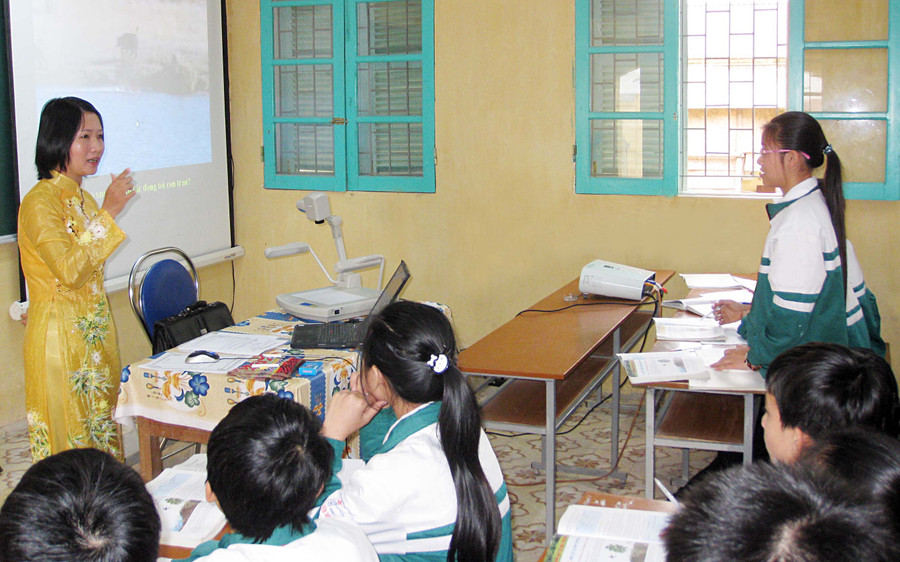 Ứng dụng công nghệ thông tin thúc đẩy đổi mới dạy - học Ngữ văn