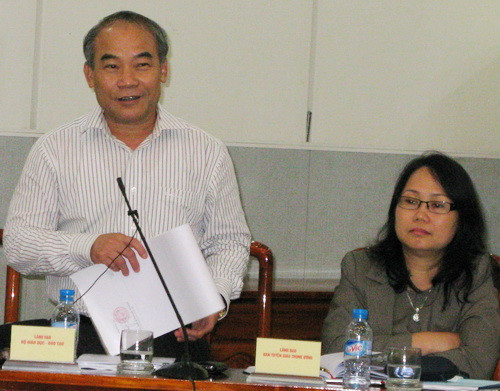 Thứ trưởng Bộ GD&ĐT Nguyễn Vinh Hiển phát biểu tại Hội nghị Thứ trưởng Bộ GD&ĐT Nguyễn Vinh Hiển phát biểu tại Hội nghị