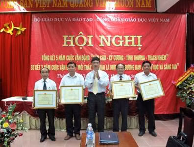 Phát huy truyền thống nhà giáo Việt Nam