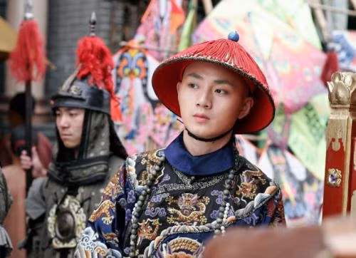 Thái giám cũng phải... đẹp