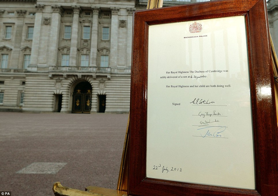 Thông báo vị vua tương lai của nước Anh đã chào đời Good news: The news of the Duke and Duchess