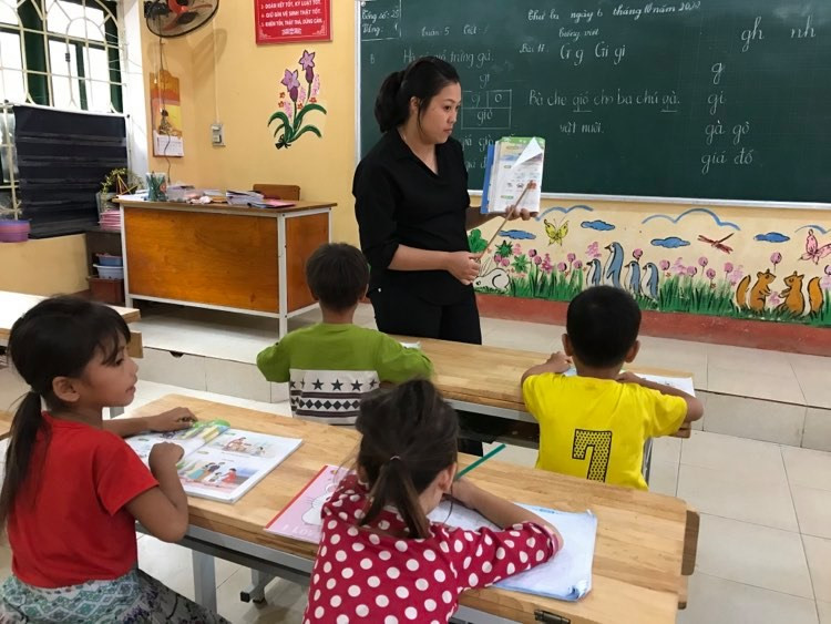 Thiếu trang thiết bị GD sẽ hạn chế hiệu quả thay sách. Thiếu trang thiết bị GD sẽ hạn chế hiệu quả thay sách.