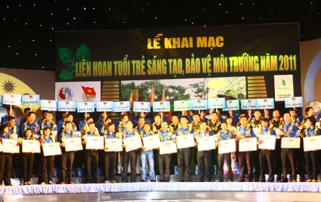 Khai mạc liên hoan sáng tạo trẻ, bảo vệ môi trường năm 2011