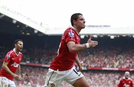 Man United &quot;giữ chân&quot; Chicharito bằng mức lương khủng