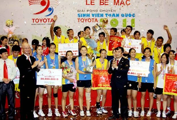 Bế mạc Giải bóng chuyền SV toàn quốc 2011