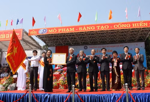 ĐH Sư phạm Hà Nội luôn phấn đấu: Mô phạm-Sáng tạo-Cống hiến