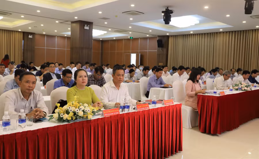 Các đại biểu tham dự Hội nghị.