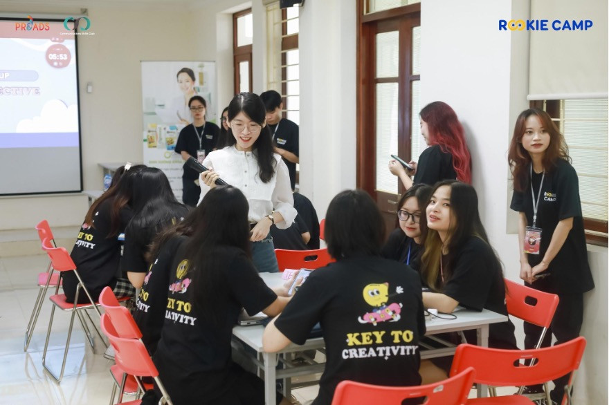 Những hoạt động tại trại hè kỹ năng. Những hoạt động tại trại hè kỹ năng.