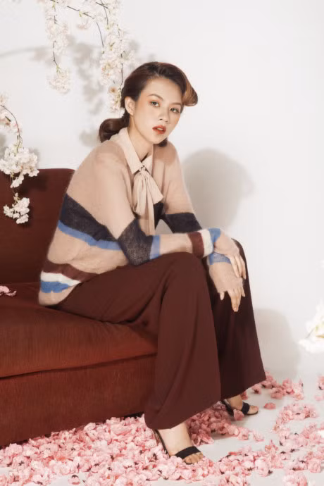 Phi Phuong Anh lanh lung trong bo anh mua xuan - Anh 8