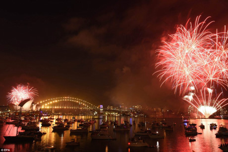 Pháo hoa tưng bừng đón năm mới 2017 tại Australia - Ảnh 11 Phao hoa tung bung don nam moi 2017 tai Australia - Anh 11