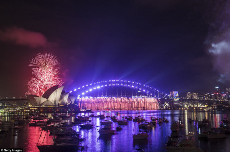 Pháo hoa tưng bừng đón năm mới 2017 tại Australia - Ảnh 9 Phao hoa tung bung don nam moi 2017 tai Australia - Anh 9