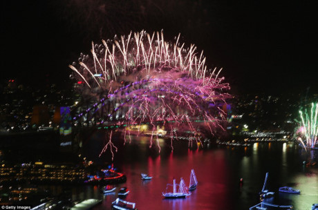 Pháo hoa tưng bừng đón năm mới 2017 tại Australia - Ảnh 7 Phao hoa tung bung don nam moi 2017 tai Australia - Anh 7
