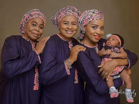 Gia dinh nhieu the he duoc 