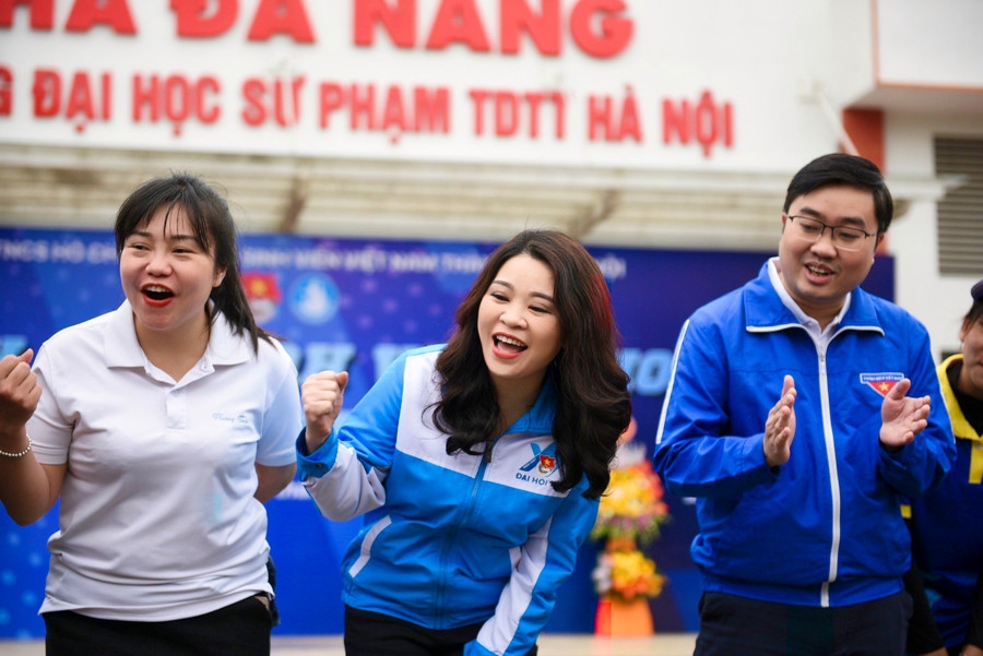 Để hưởng ứng ngày hội, đã có 2000 vận động viên là sinh viên đăng ký tham gia trên hệ thống trực tuyến.